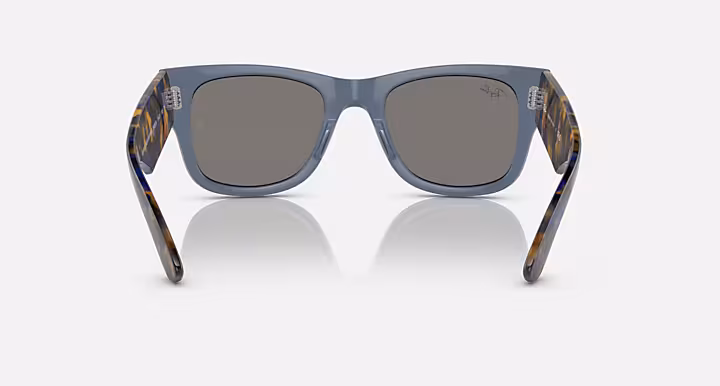 Ray-Ban Mega Wayfarer em vista traseira